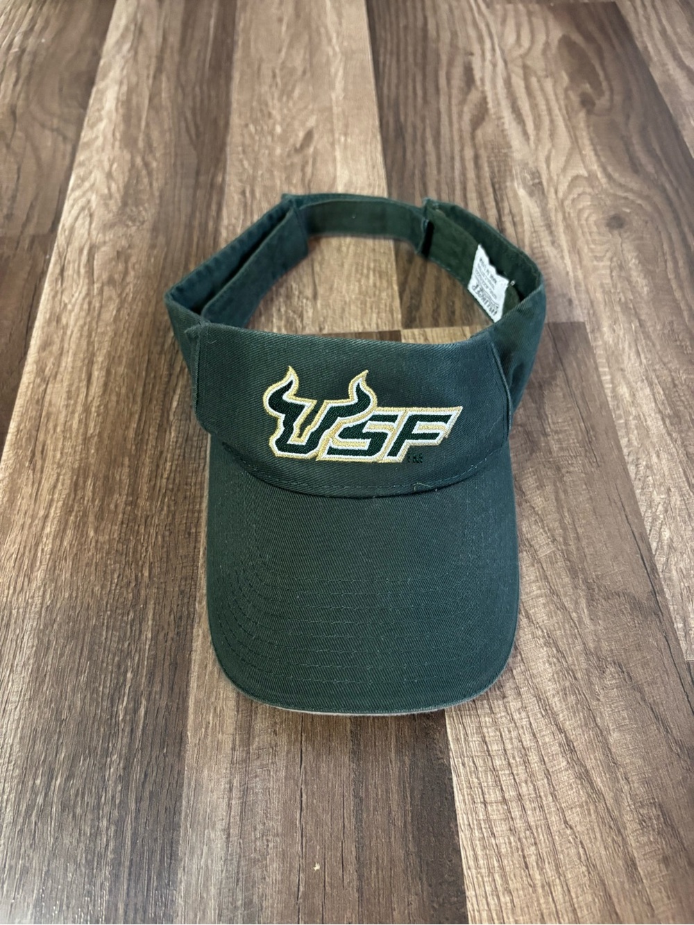 Helinger Green USF Bulls visor  
University of South Florida bulls